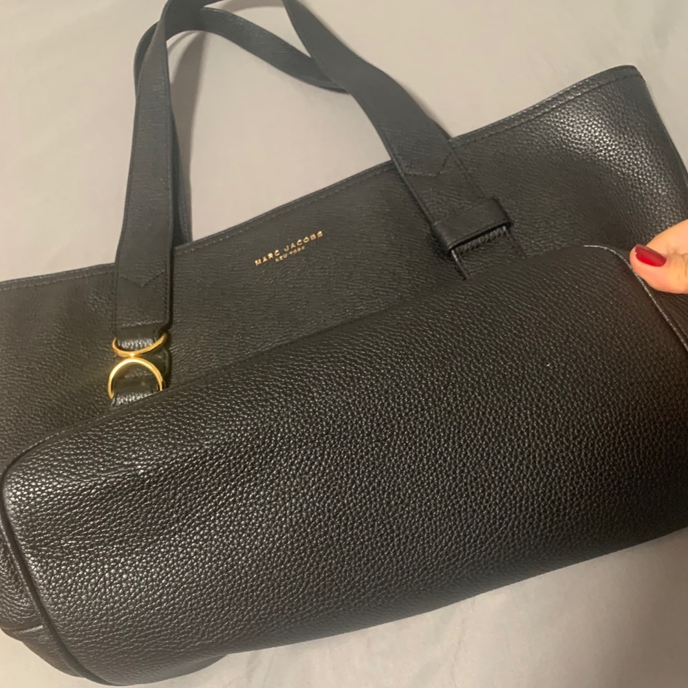 MARC JACOBS purse. 100% cow leather!! - Picture 3 of 11